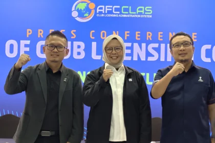 Sesi konferensi pers club licensing 2026/2027.
