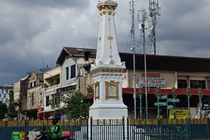 Tugu Kota Yogyakarta
