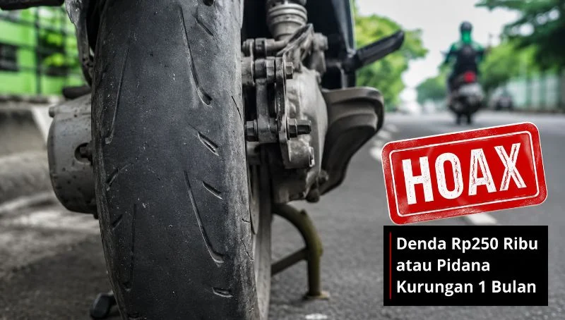 Ilustrasi sepeda motor dengan ban gundul.